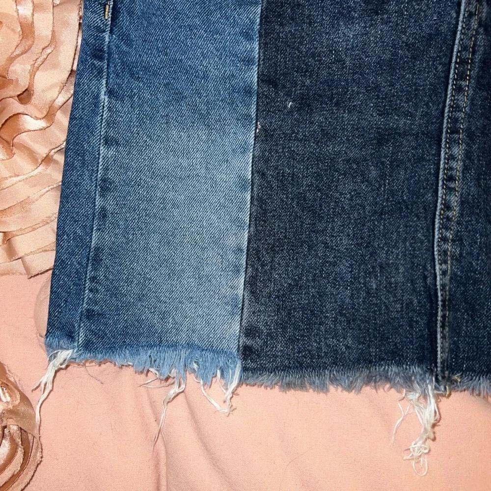 Urban Outfitters BDG jean skirt - Picture 2 of 6